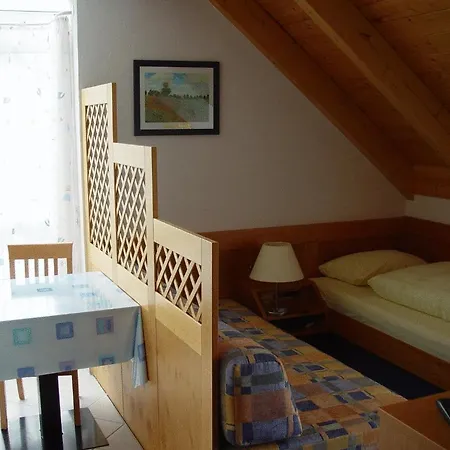 Zur Sonne Guest house *